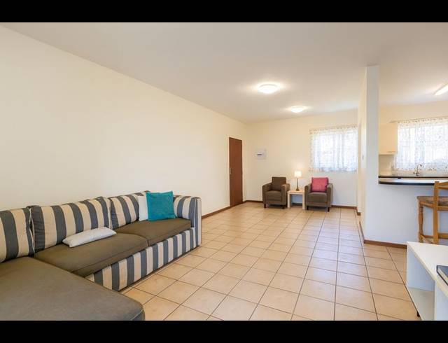 2 BEDROOM APARTMENT FOR SALE IN VALHALLA